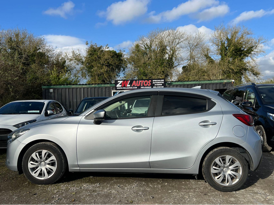 Mazda Demio — thumbnail 5
