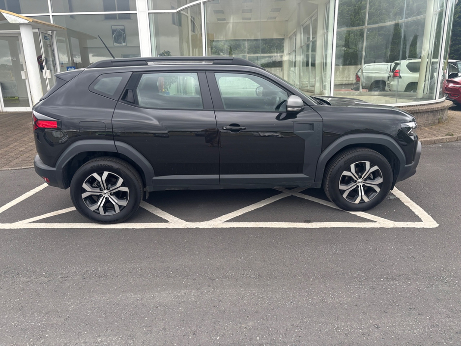 2025 Dacia Duster 1.2L Petrol Hybrid For Sale Images