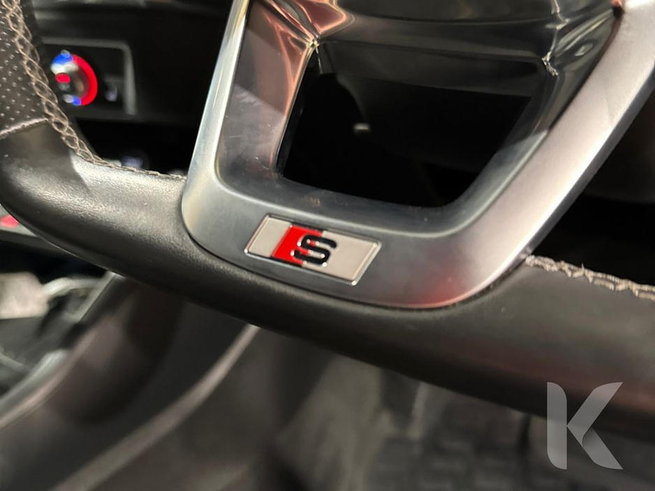 Audi Q3 1.5 TFSI S-LINE - HALF BLACK LEATHER - FACTORY ALLOYS - CRUISE CONTROL - HEATING / AC CONTROLS - — thumbnail 16