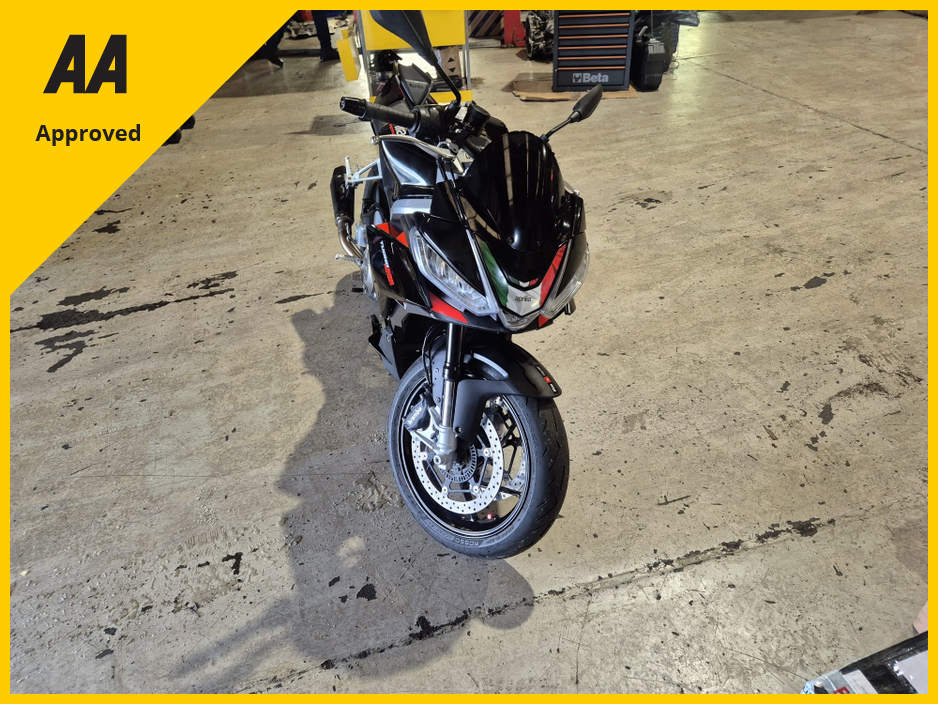 2023 Aprilia Tuono 0.9L Petrol For Sale Images