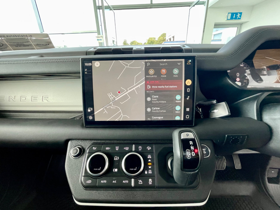 2025 Land Rover Defender 3L Diesel For Sale Images