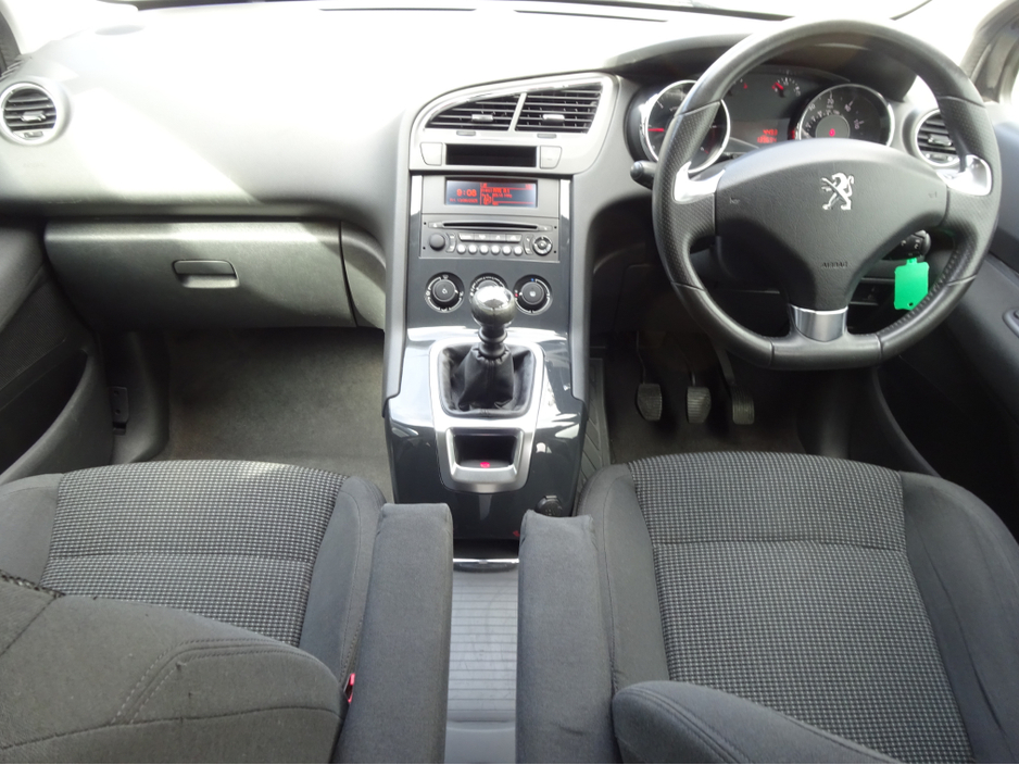 2016 Peugeot 5008 1.6L Diesel For Sale Images