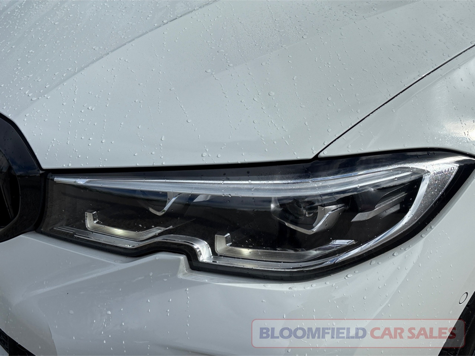 BMW 3 Series X-DRIVE, M-SPORT TOURING , AUTO // LOW MILEAGE — thumbnail 15