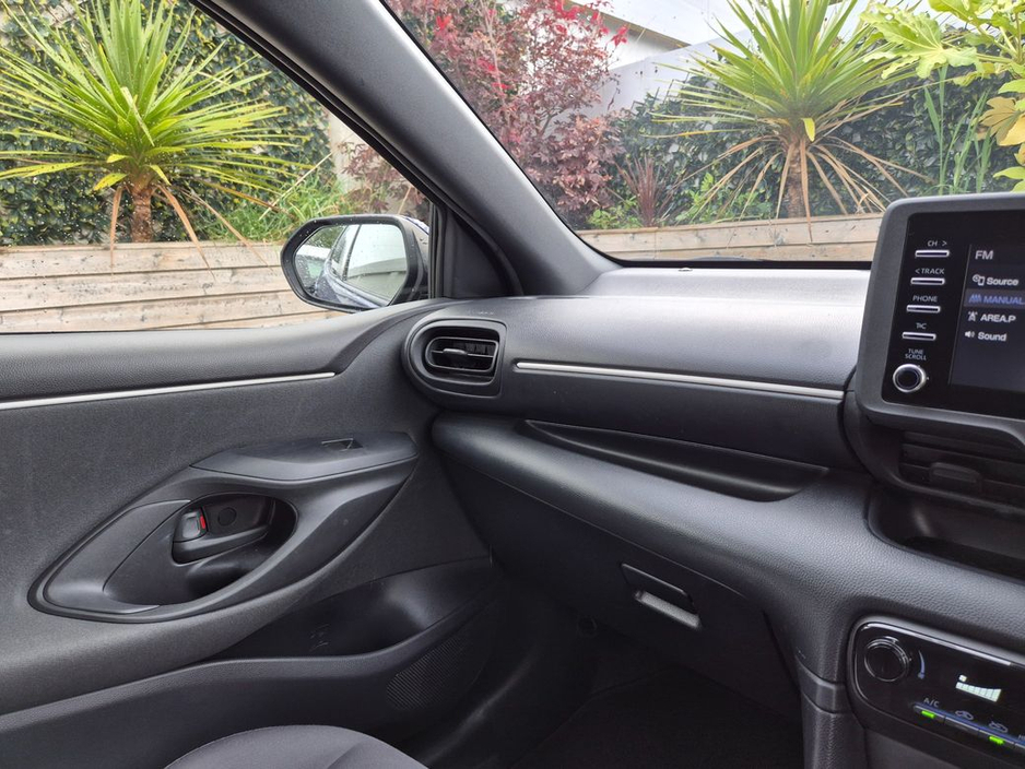Toyota Yaris 1.5 HYBRID / X SPEC / TAX €160 — thumbnail 25
