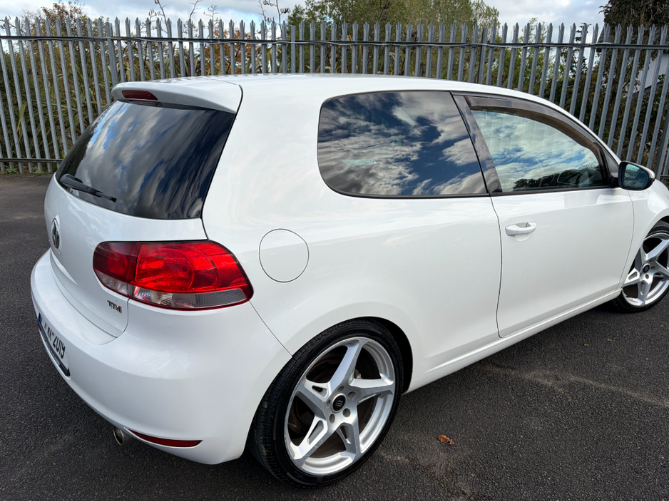 2011 Volkswagen Golf 1.6L Diesel For Sale Images