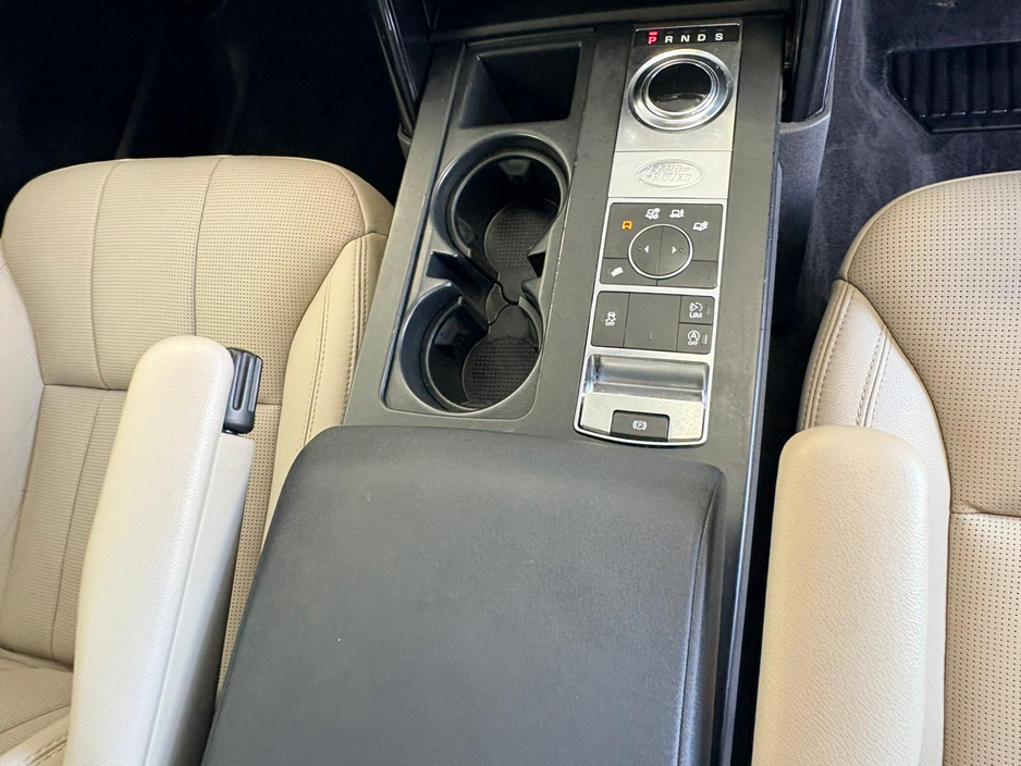 2017 Land Rover Discovery 2L Diesel For Sale Images