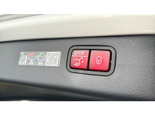 2024 Mercedes-Benz C Class 2L Petrol Plug-in Hybrid For Sale Images