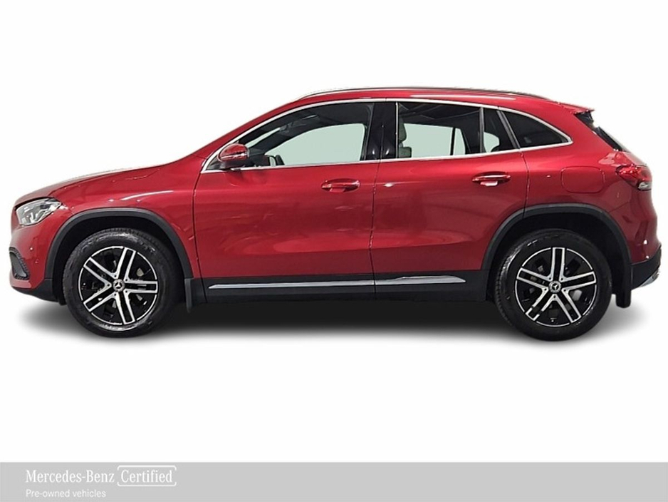Mercedes-Benz GLA Class 180D Progressive - Manufaktur Red — thumbnail 10