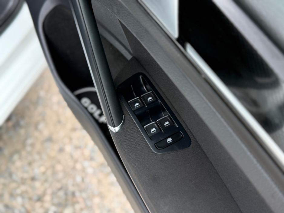 2015 Volkswagen Golf 1.4L Petrol For Sale Images