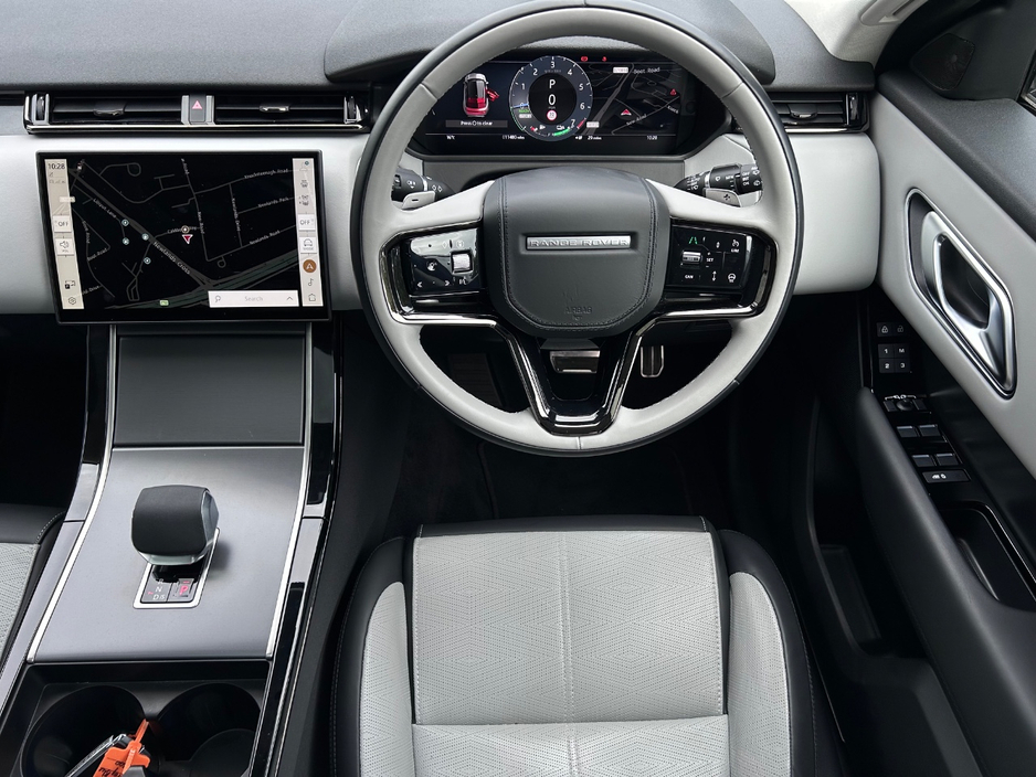 2025 Land Rover Range Rover Velar 2L Petrol Plug-in Hybrid For Sale Images
