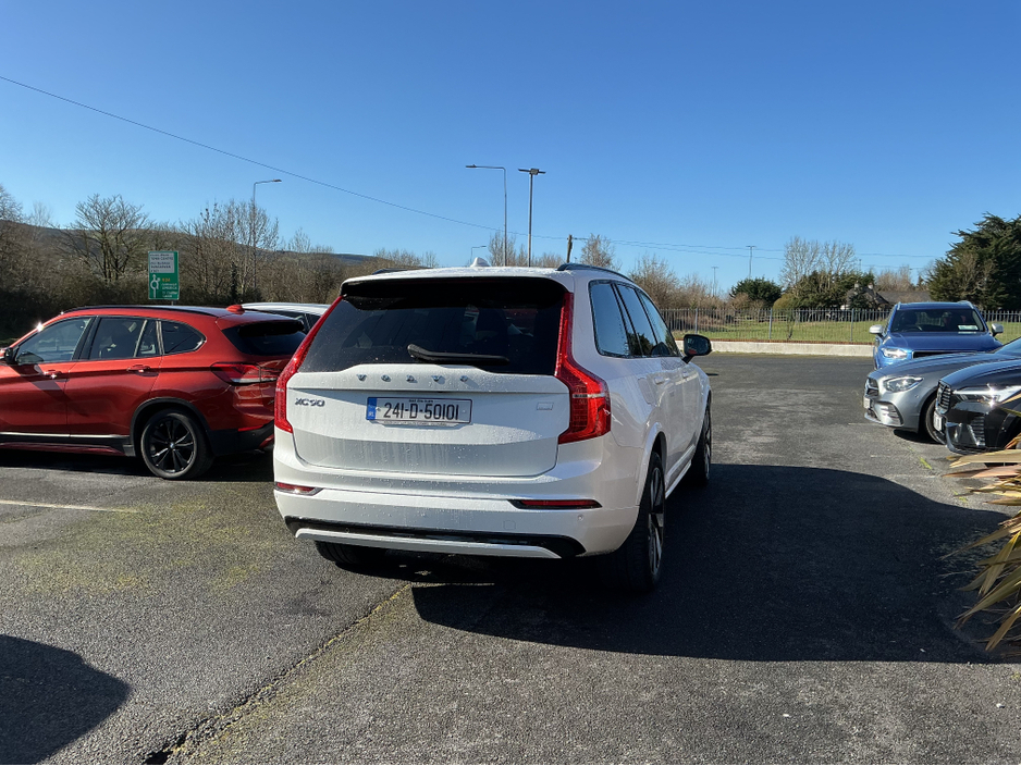 2024 Volvo XC90 2L Petrol Plug-in Hybrid For Sale Images