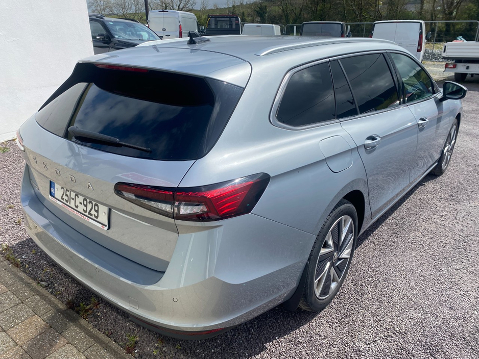 2025 Skoda Superb 2L Diesel For Sale Images