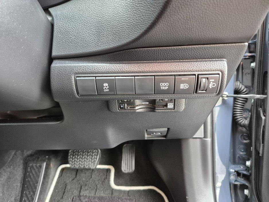 Toyota Corolla 1.8 HYBRID / WXB SPORT / HIGH SPEC / TAX €160 — thumbnail 27
