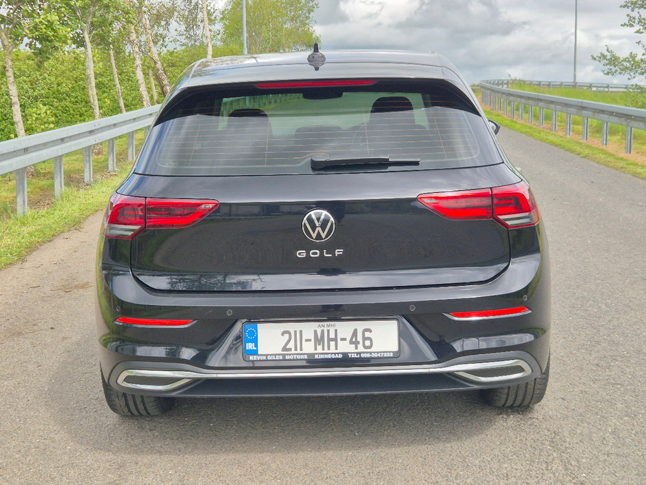2021 Volkswagen Golf 2L Diesel For Sale Images