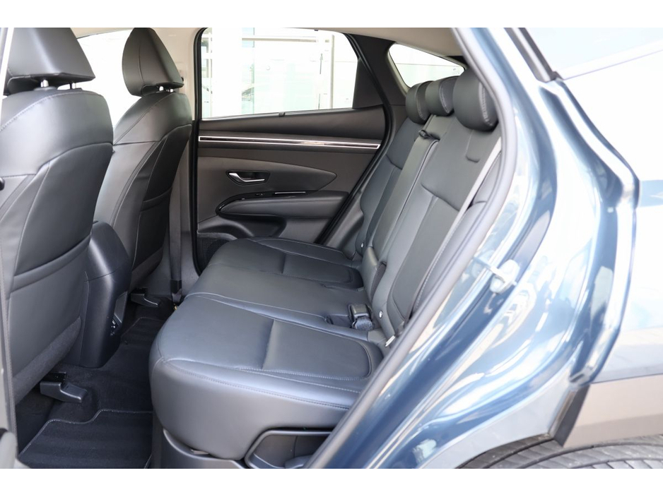 Hyundai Tucson 2WD Executive Plus HEV STG Auto — thumbnail 16