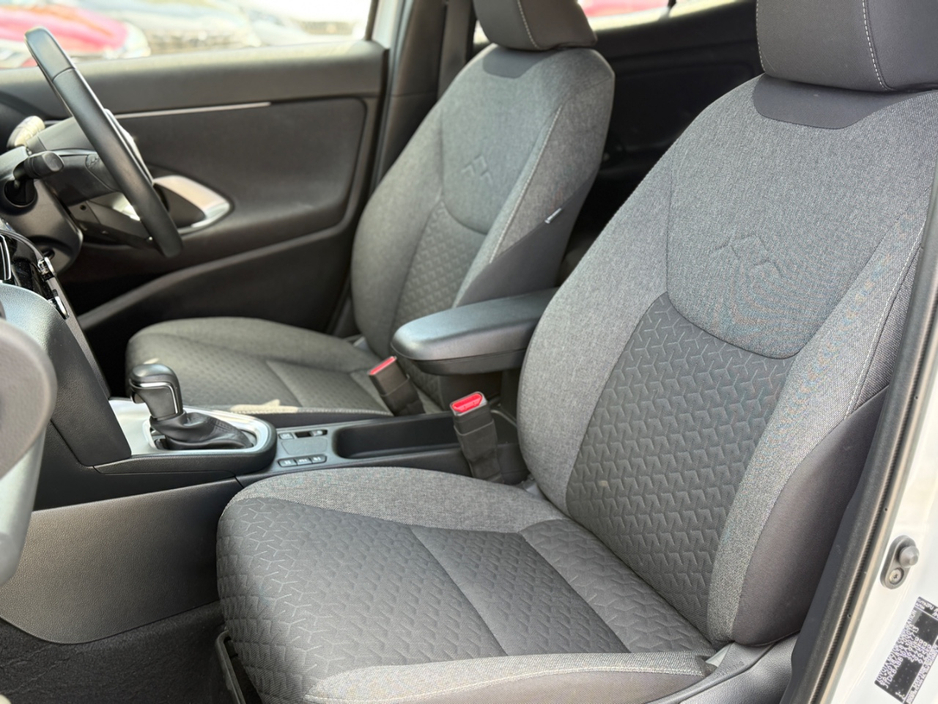 2024 Toyota Yaris Cross 1.5L Petrol Hybrid For Sale Images