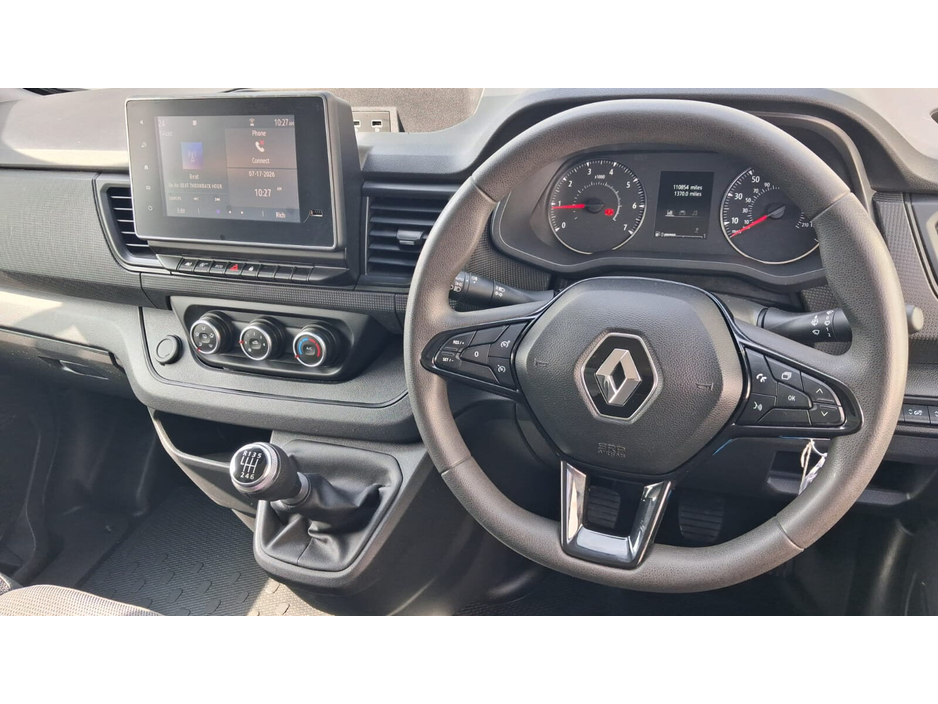 2023 Renault Trafic 2L Diesel For Sale Images