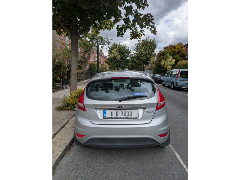 Ford Fiesta TITANIUM 1.4 96PS 5DR A AUTO — thumbnail 8