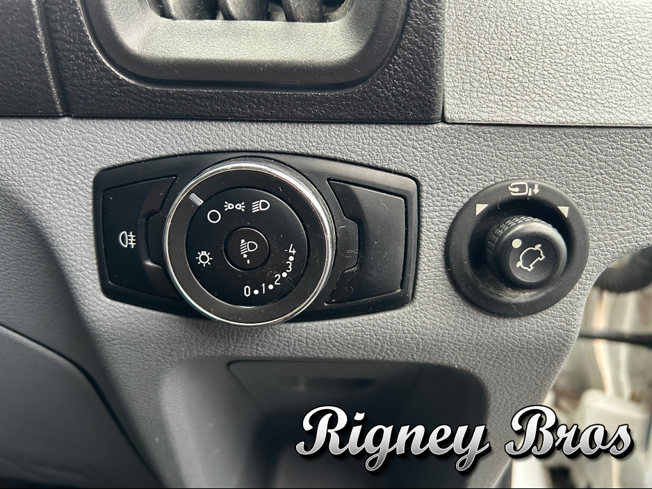 2017 Ford Transit 2L Diesel For Sale Images