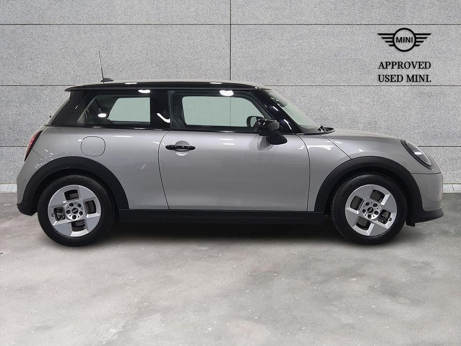2024 MINI Hatch 1.5L Petrol For Sale Images