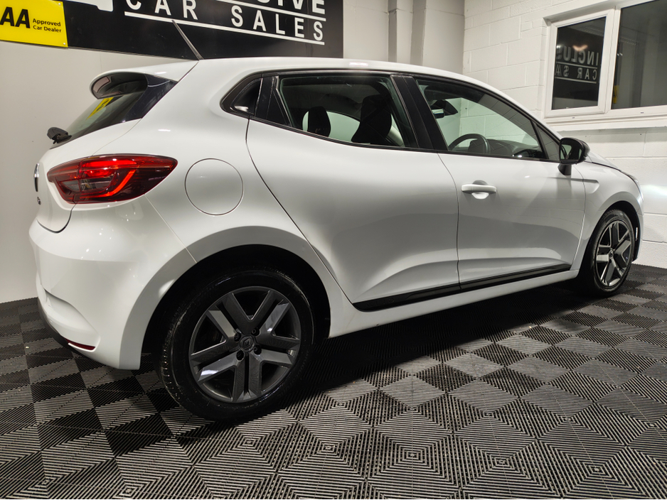 2022 Renault Clio 1L Petrol For Sale Images