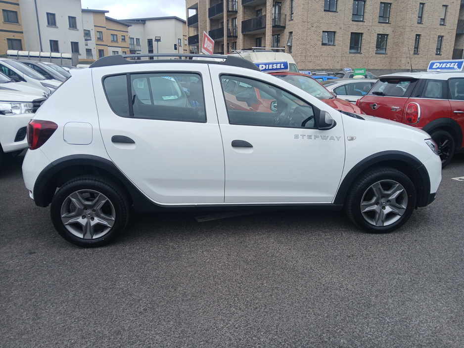 2017 Dacia Sandero Stepway 1.5L Diesel For Sale Images