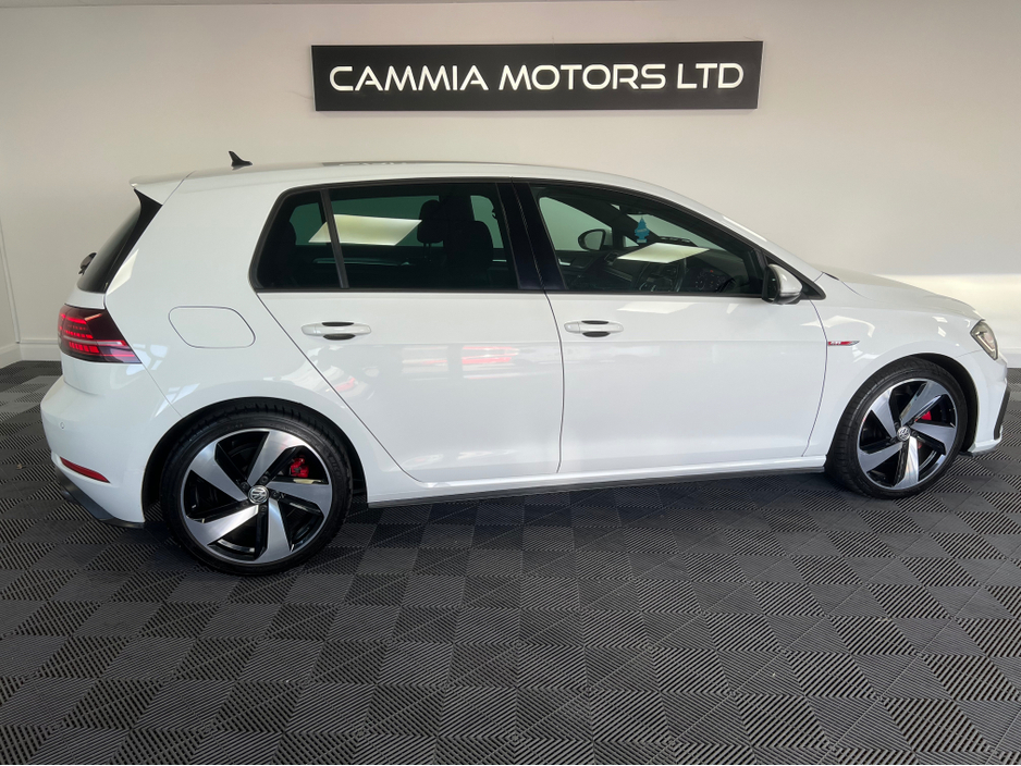 2017 Volkswagen Golf 2.0L Petrol For Sale Images