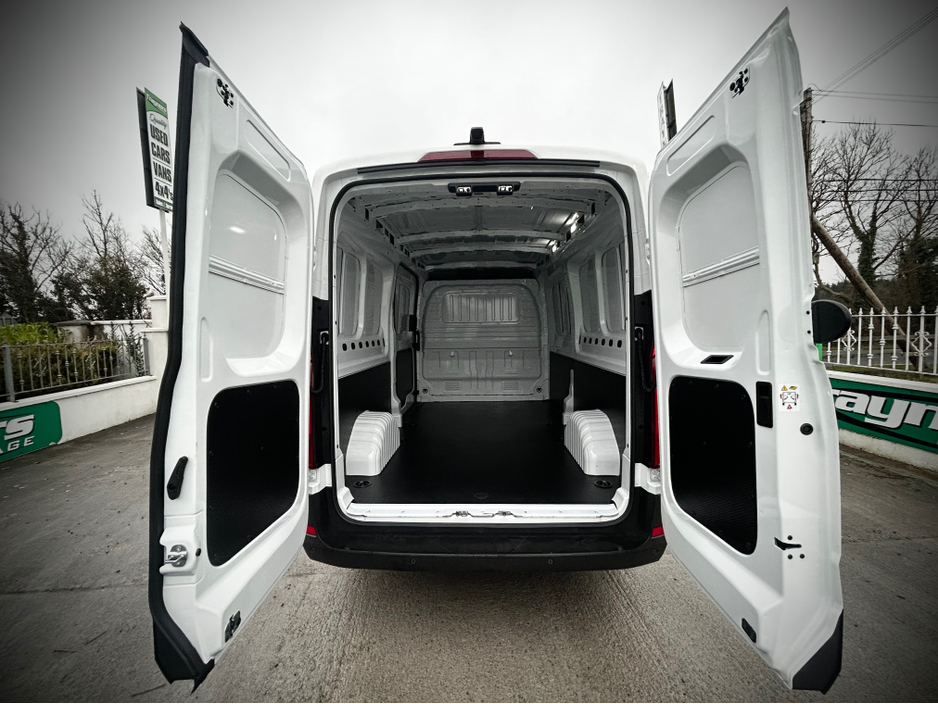 2025 Maxus Deliver 9 2.0L Diesel For Sale Images