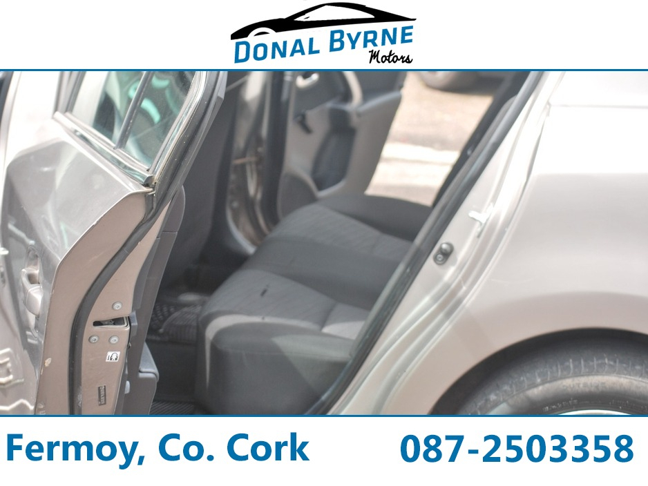 2014 Toyota Avensis 2L Diesel For Sale Images