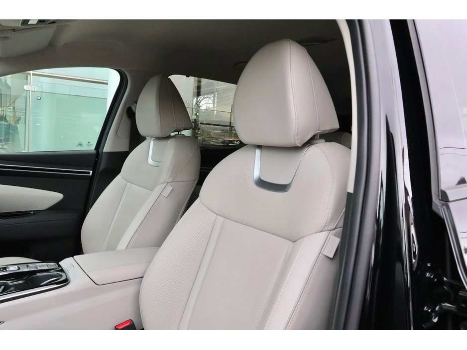 Hyundai Tucson 2WD Executive Plus HEV STG Auto — thumbnail 16