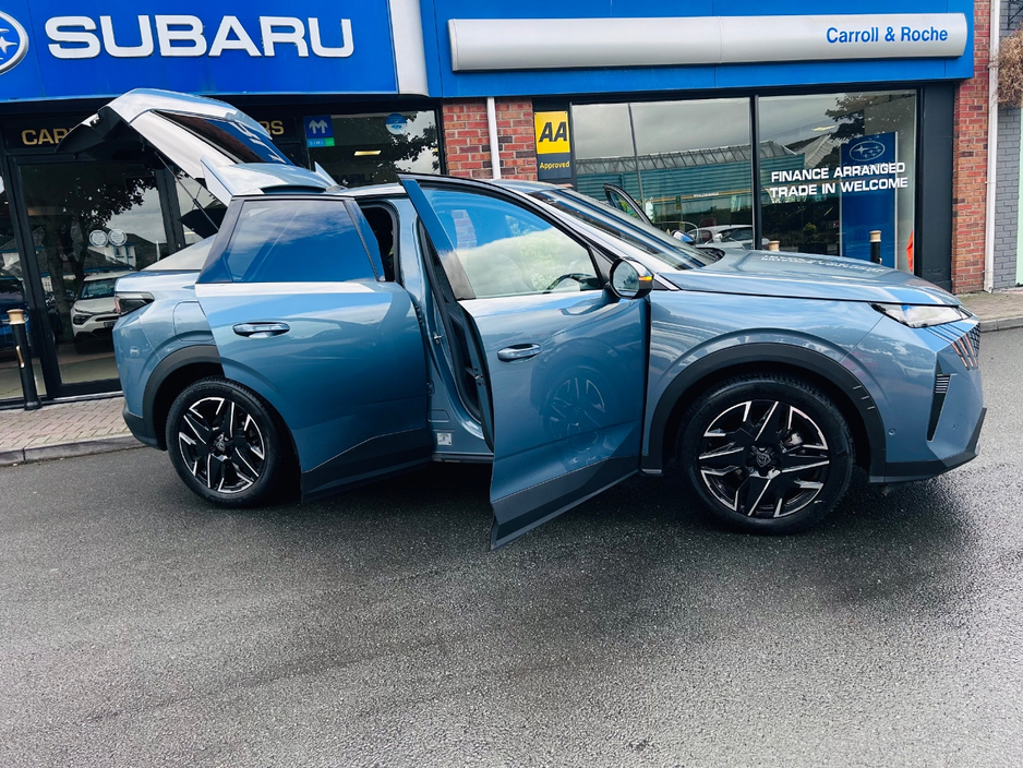 2025 Peugeot 3008 1.2L Petrol For Sale Images
