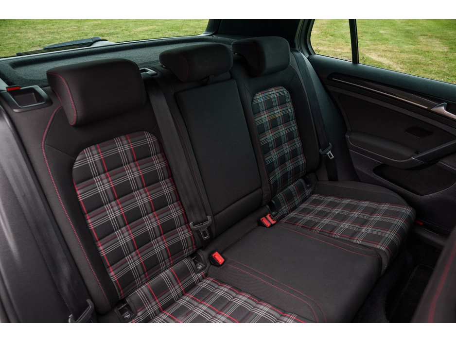 2017 Volkswagen Golf 2L Petrol For Sale Images