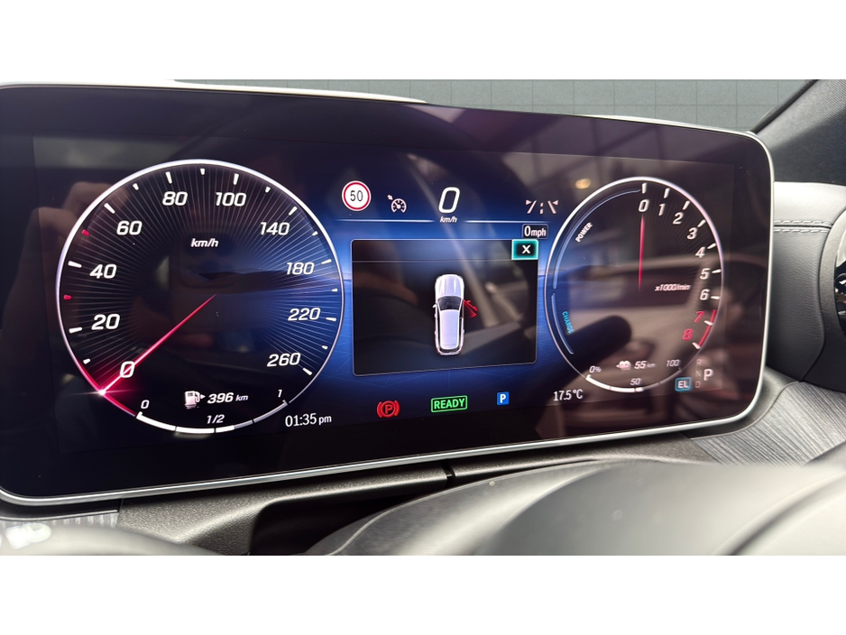 2024 Mercedes-Benz C Class 2L Petrol Plug-in Hybrid For Sale Images