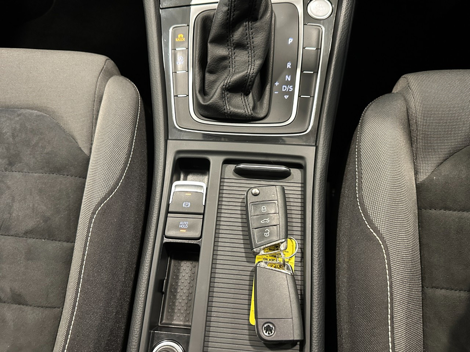 2015 Volkswagen Golf 1.4L Petrol For Sale Images