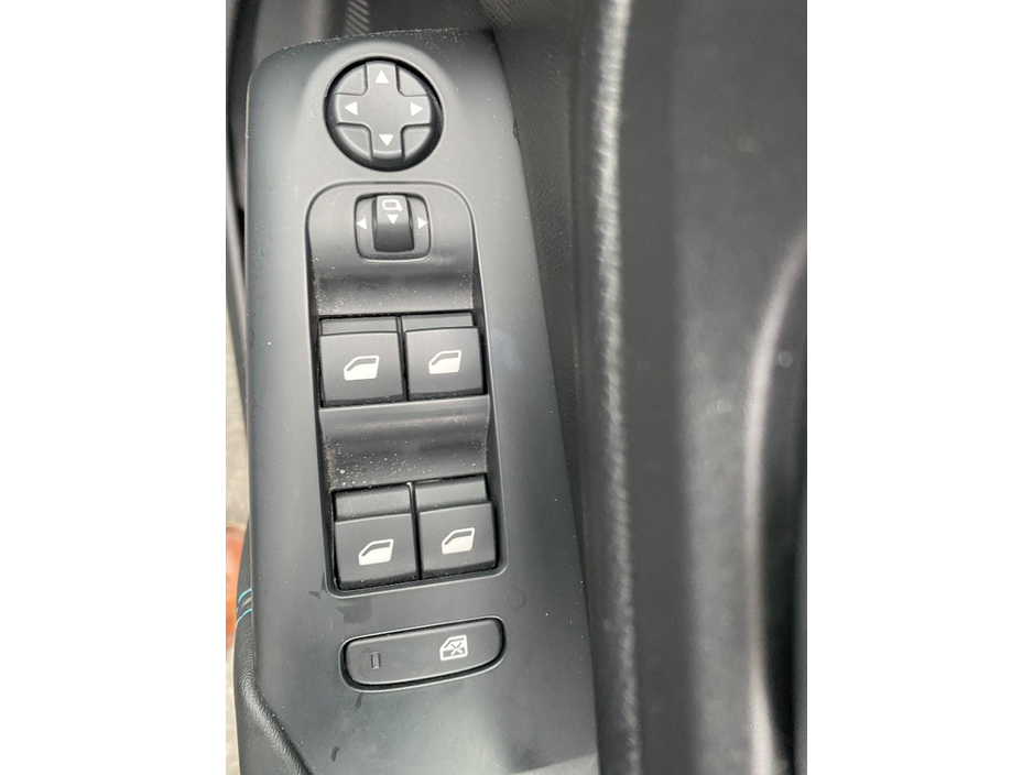 2023 Citroen C5 Aircross 1.6L Petrol Plug-in Hybrid For Sale Images