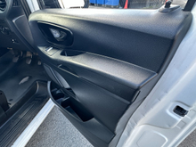 2015 Mercedes-Benz Vito 1.6L Diesel For Sale Images