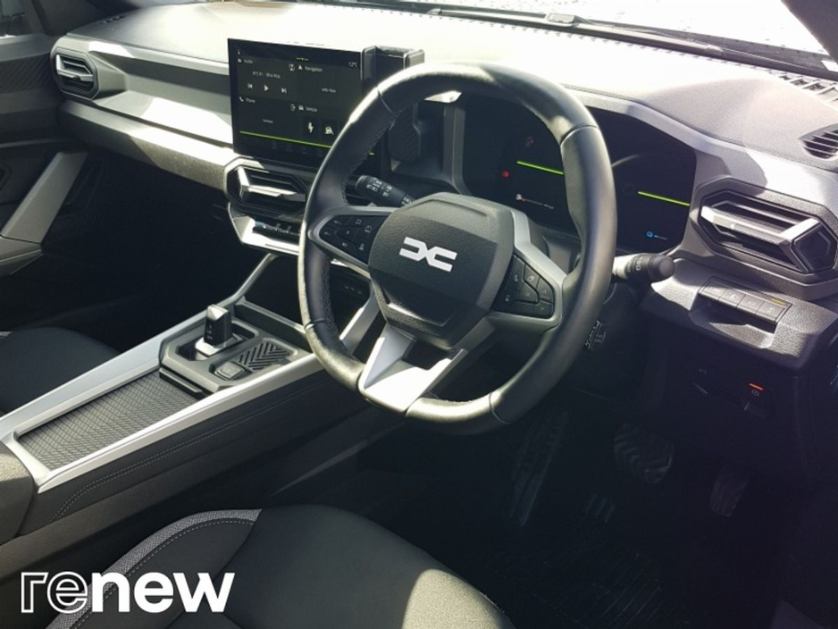 2026 Dacia Bigster 1.8L Petrol Hybrid For Sale Images