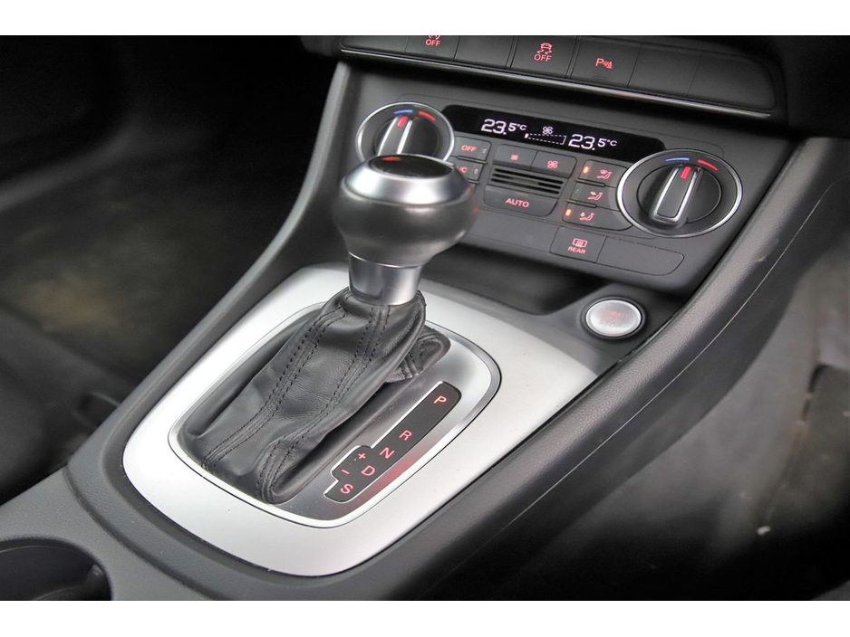 Audi Q3 *Just Reduced* 1.4 TFSI S-TRONIC *PARK SENSORS* — thumbnail 23