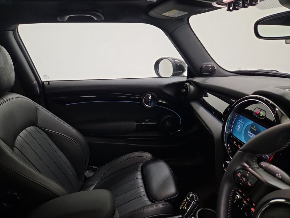 2023 MINI Hatch 0L Electric For Sale Images