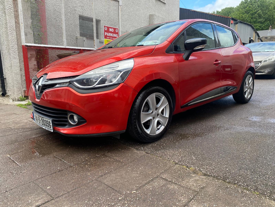 2014 Renault Clio 1.1L Petrol For Sale Images