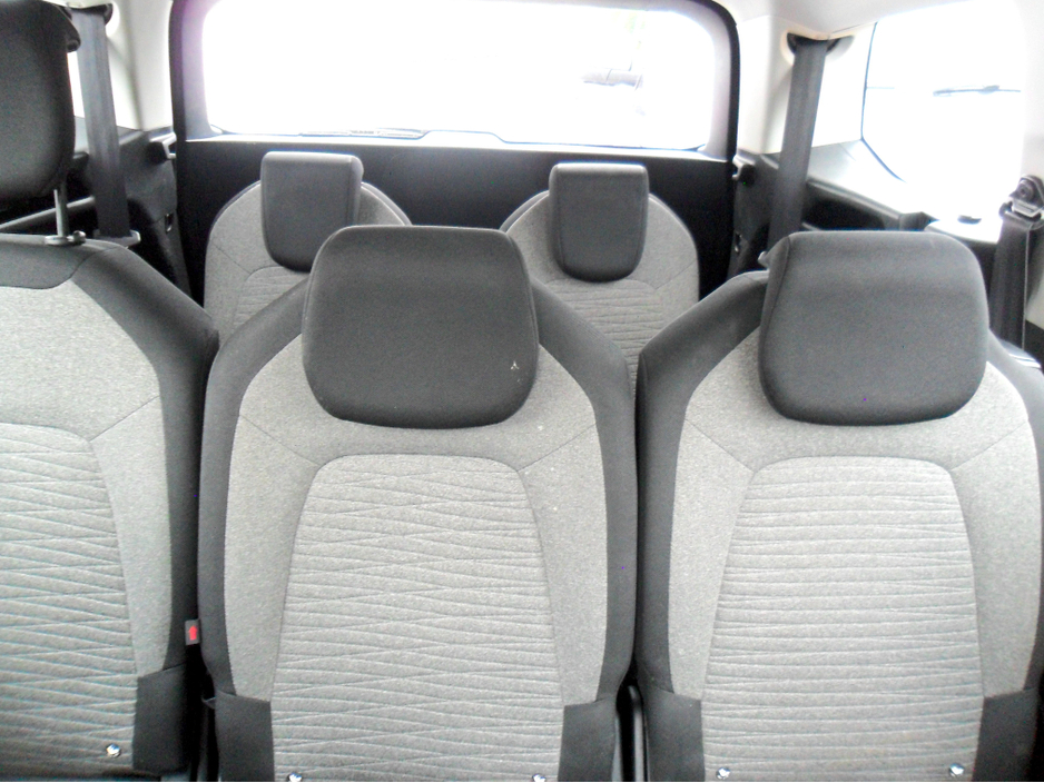 2015 Citroen Grand C4 Picasso 1.6L Diesel For Sale Images