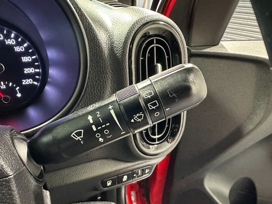 Kia Picanto 1.0 Petrol — thumbnail 16