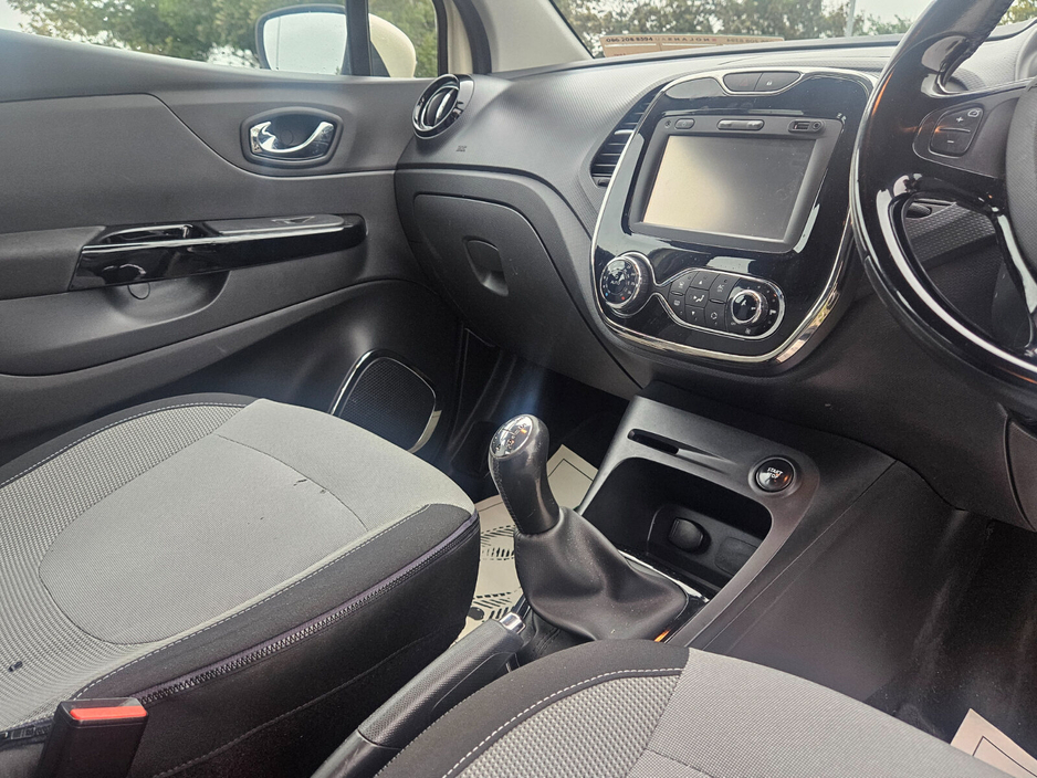 Renault Captur — thumbnail 31