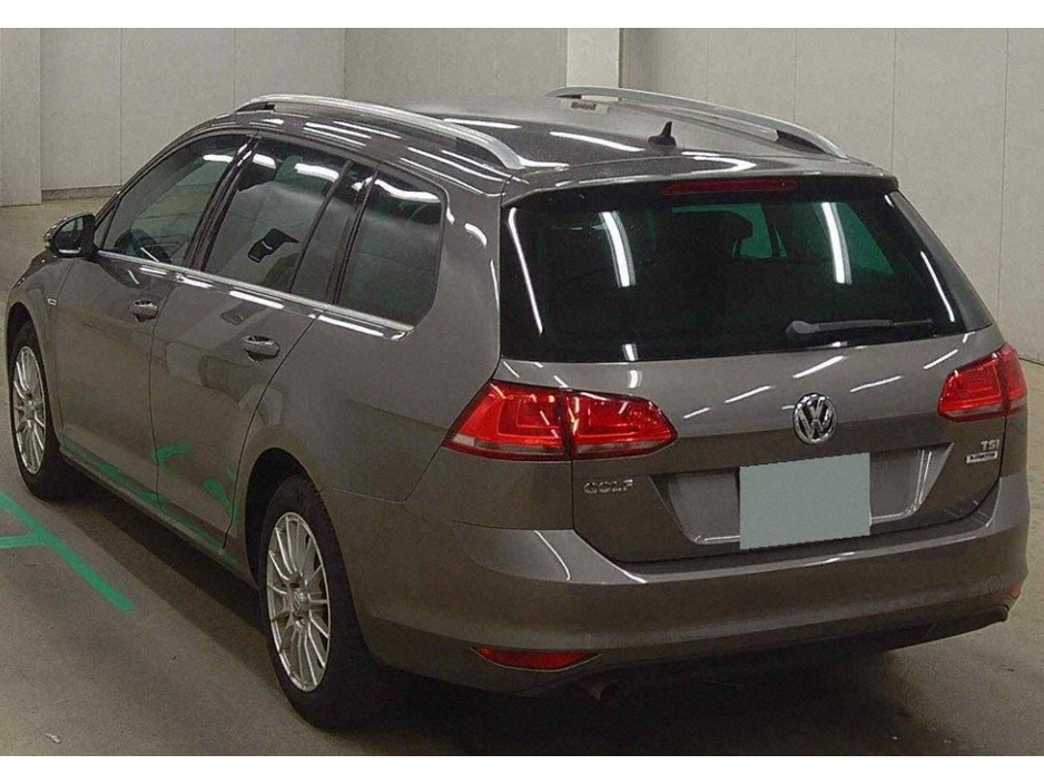 Volkswagen Golf 1.2 Golf Estate Petrol Auto — thumbnail 3