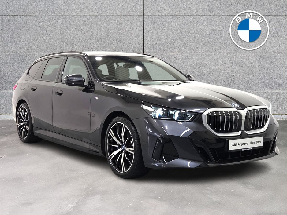 2025 BMW 5 Series 2L Petrol Plug-in Hybrid For Sale Images