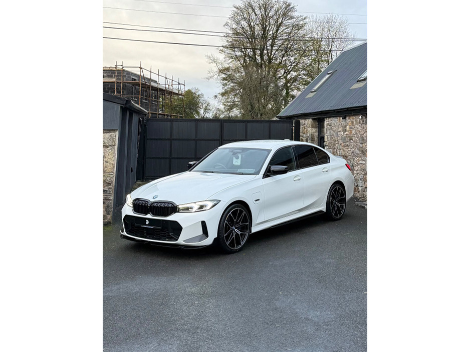 2023 BMW 3 Series 2L Petrol Plug-in Hybrid For Sale Images