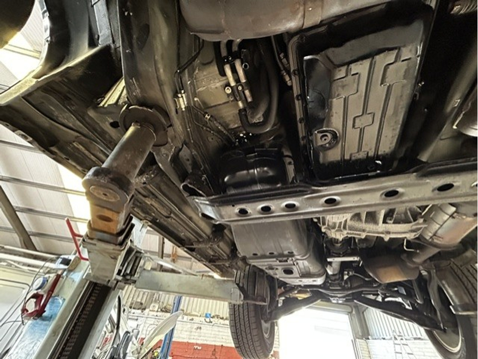 2012 Mitsubishi Pajero 3.2L Diesel For Sale Images