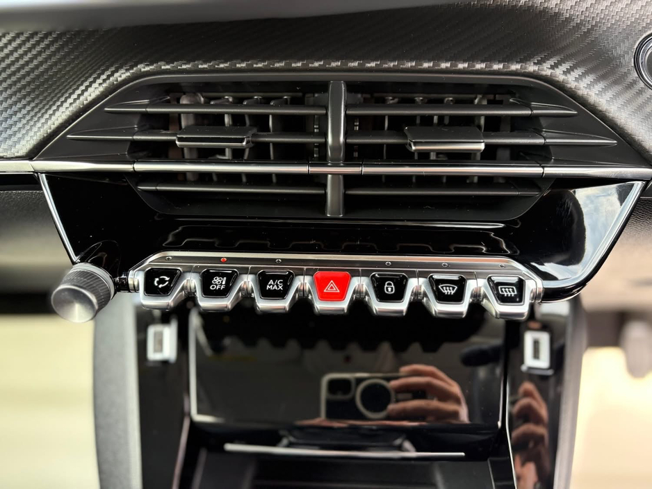 2022 Peugeot 2008 1.5L Diesel For Sale Images