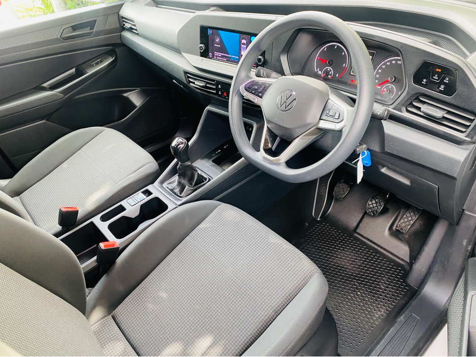 2022 Volkswagen Caddy 2L Diesel For Sale Images