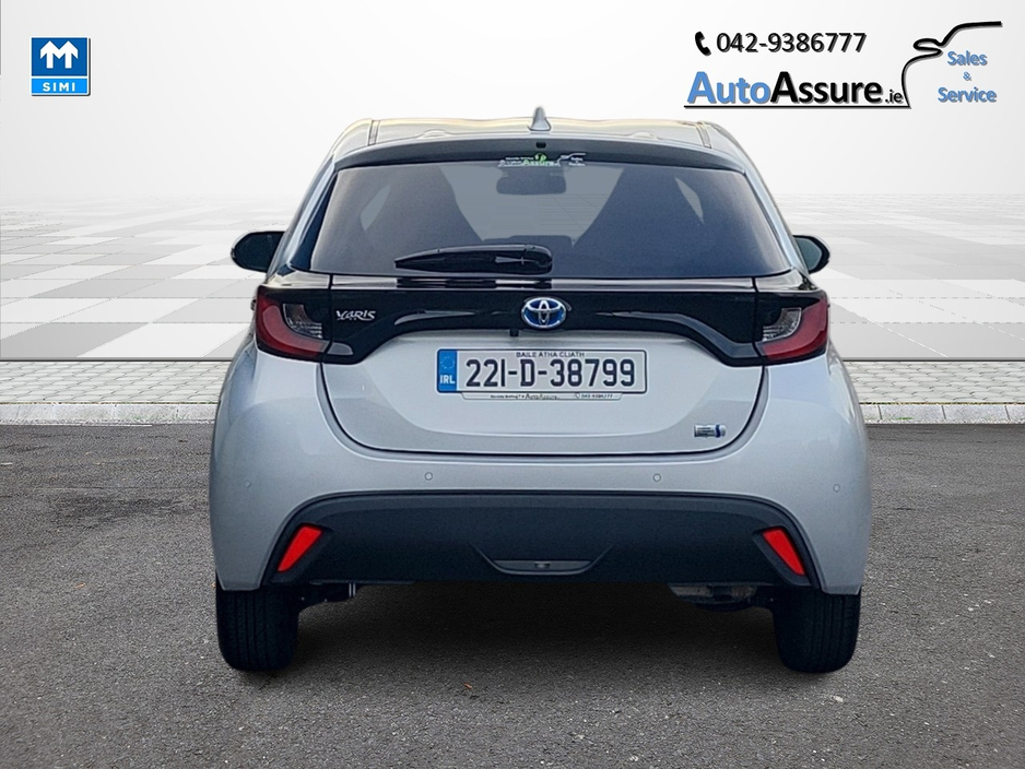 2022 Toyota Yaris 1.5L Hybrid For Sale Images